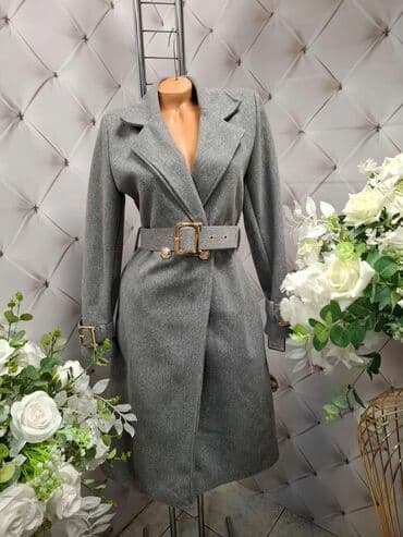 takko zenske majice: Elegantni ženski kaput dior sa pojasom - Model: strukirani kaput — 4