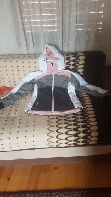 Ženska ski/zimaska jakna sa kapuljačom - Boje: kombinacija bele