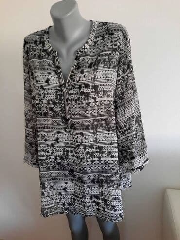 Tunika Italy 50 cena 850 poliester sirina ramena 48 sirina grudi 70 — 1