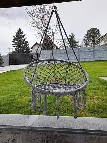 Ljuljaska za dvoriste