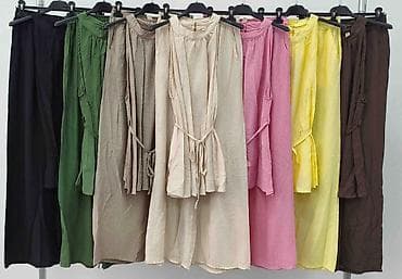 pink torbice: Damski komplet – bezrukavna bluza sa peplum krojem i široke pantalone — 9