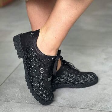 bata obuca outlet beograd: Prirodna koža 
Br:36-40
Cena 5900 — 2