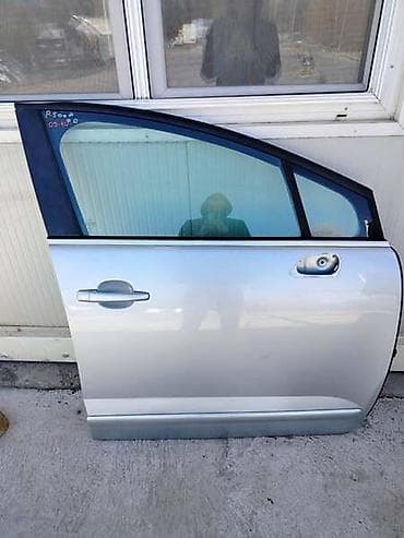 Car Body Parts: PREDNJA DESNA VRATA 09-16 SIVA ZA PEUGEOT 5008 OD 2009. DO 2016. GOD — 1