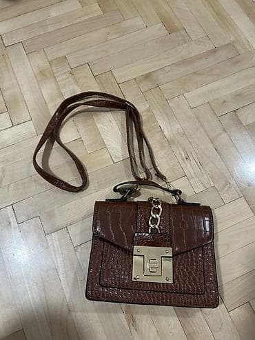 kožne ručke za torbe: Elegantna braon torbica sa krokodil teksturom - Materijal: veštačka — 2