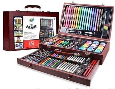 kofer sa bojicama lidl: Delux drveni kofer sa bojicama za decu Cena :4200 din Delux drveni — 1