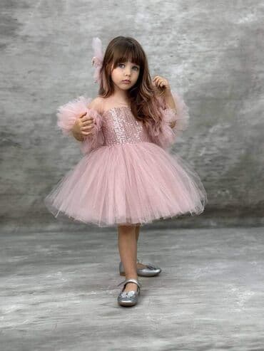 Odmah dostupne haljinice za princezice od 2 do 8 godina u kompletu sa na lalafo.rs Odmah dostupne haljinice za princezice od 2 do 8 godina u kompletu sa