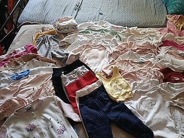nike kapa i rukavice za decu: Paket odeće 62/68 ima oko 40 komada svega bodicahelankica — 2