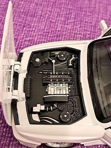 Sports & Leisure: BMW M3 E30 "Kocka" 1:24 White Perla NOVO! Model BMW serije 3 — 9