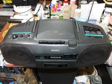 Audio: Sony cfd 9. cd i dek nerade, ostalo ispravno(pojacalo, radio — 1