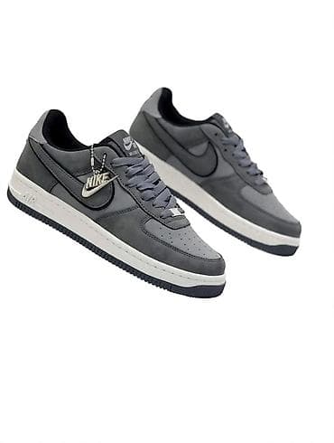 Nike Air Force 1 Low patike – sivo/crna kombinacija - Klasičan AF1