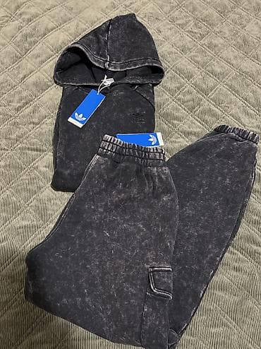 mona torbica m: ADIDAS Washed-Out Boyfriend-Fit Hoodie and Acid-Washed Sweat Pants — 1