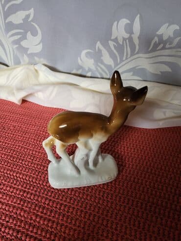 velike svece: Figura nova nemacka foreign 70,80te. Porcelanska figura,sve na njoj — 5