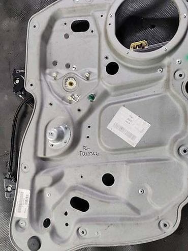 makete motora: PODIZACI PROZORA ZA VOLKSWAGEN TOURAN OD 2003. DO 2009. GOD. | — 3