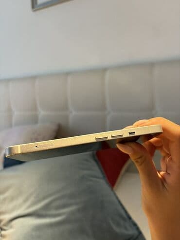 povezivanje ugradne rerne i ploce: Apple iPhone iPhone 13, White, Face ID — 9