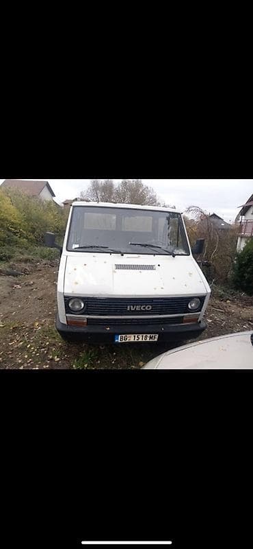 obloga za volan: Iveco dvoslojna (dupla kabina) laka teretna platforma - Marka/model — 2