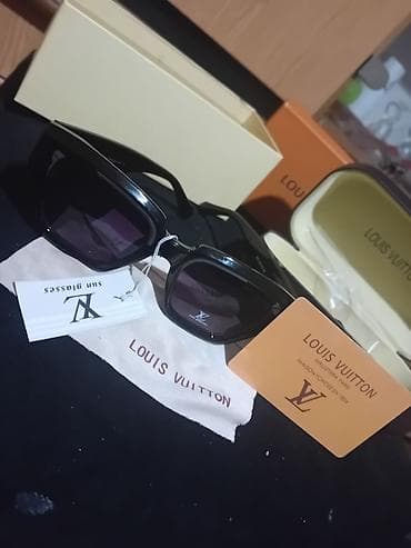 mindjuse za decu pandora: Louis Vuitton sunčane naočare – crni okvir, pravougaoni oblik - — 4