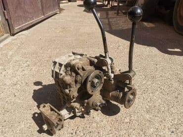 dizalica za auto na vazduh: Reduktor Lada 21214 Niva broj 6. Polovno, ocuvano. Skinuto sa — 1