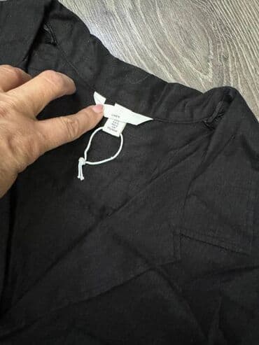 new yorker крагујевац – слике: H&M, L (EU 40), Lan, Jednobojni, bоја - Crna — 2