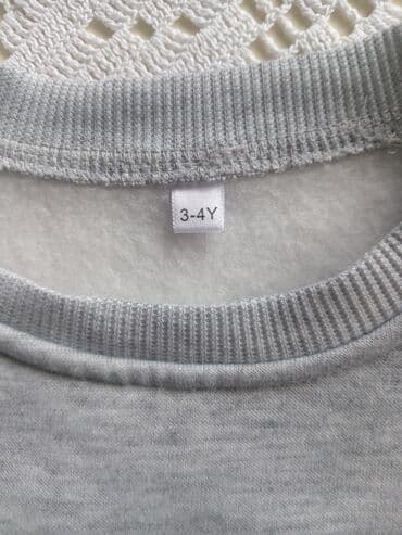 stvari za devojcice od 12 godina: Round neckline, 104-110 — 3