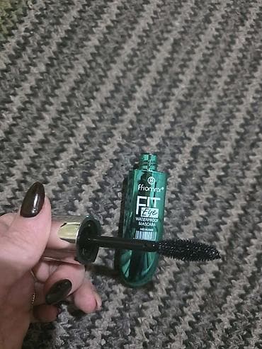 prsluk sa grejačima: Maskare
Po 250 din
Samo po 10 komada — 2