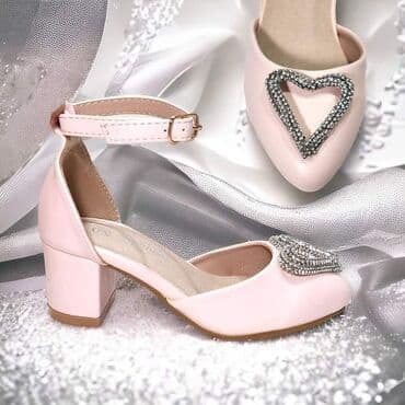 Sandals, Size - 32