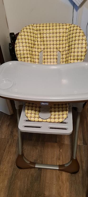 Dečiji nameštaj: Stolica za hranjenje Chicco Poly 2 u 1. ﻿Poseduje 3 polozaja nagiba — 1