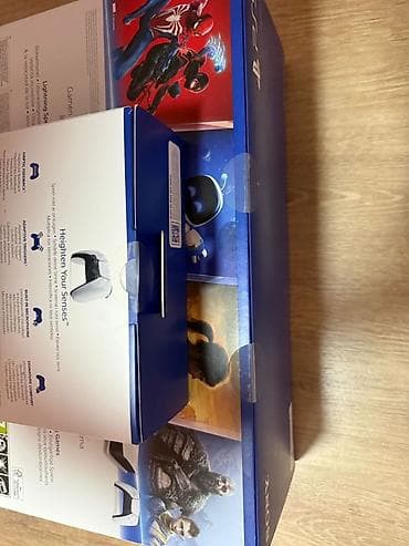 Mobilni telefoni i aksesoari: Sony PlayStation 5 konzola + dodatni DualSense kontroler - Model: PS5 — 3