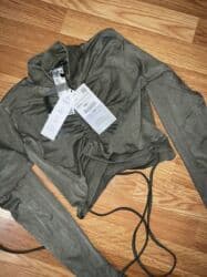 Sweatpants: Zara majica novo — 1
