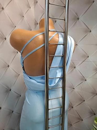 Haljine: Elegantna duga haljina na jedno rame - Kroj: uska silueta koja prati — 2