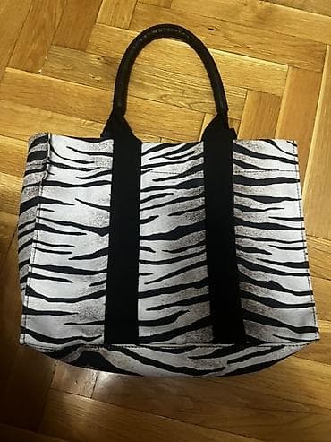 poklon za vaspitačice: Torba Sugarfree – zebra print - Model: shopper/tote - Brend — 3