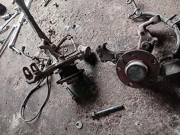 Sistem upravljanja i oslanjanja: ZADNJE GLAVCINE SA LEZAJEM ZA AUDI A4 OD 2002. DO 2008. GOD. | — 1