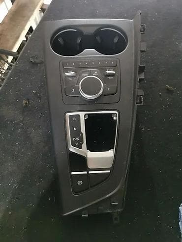 bmw e46 sedista: CENTRALNA KONZOLA. MMI TASTER A4 B9, A5 8W. 8W1864261 C | Centralna — 1