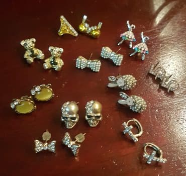 srebrne mindjuse uz uvo: Screwback earrings, Material: Stainless steel — 1