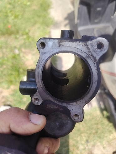 polovni delovi za passat b5 sabac: EGR ventil sa kućištem – Isuzu/Denso - Originalni EGR sklop sa — 2