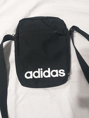 top model ranac: Adidas uniseks torbica preko ramena – klasičan crni model sa belim — 1