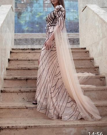 haljine s: Svečana duga haljina sa šlepom i dramatičnim rukavima - Kroj: uska — 6