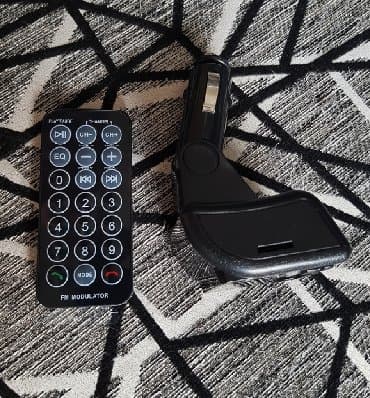 Auto delovi, gume i tjuning: Bluetooth hendsfree Mp3 - fm Transmiter Novo u originalnom pakovanju — 7