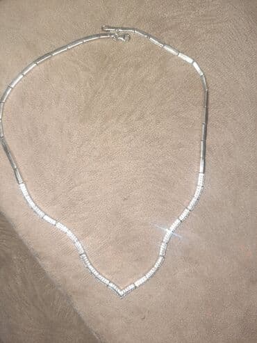 srebrni prsten sa zelenim kamenom: Srebrna ogrlica sa cirkonima. puno srebro. uzivo jos vise sija,kao — 5