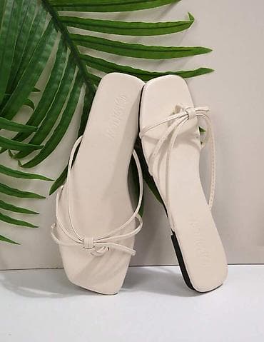 "crocs classic clog" cena rsd: Papuče 37, bоја - Bež — 1