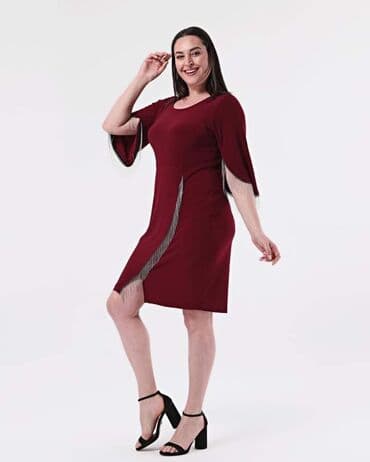 smaragdno zelena haljina: Haljine za punije dame 
Cena 2999 din
Veličine XL, 2XL, 3XL, 4XL — 18