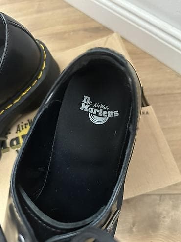 bluze sa perjem: Dr. Martens – crne kožne cipele sa platformom — 5