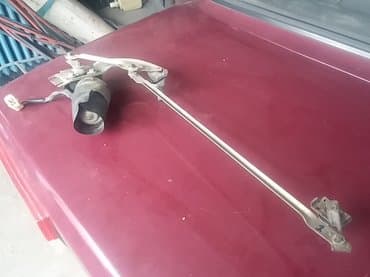modul za centralno zakljucavanje golf 4: Motor brisača sa polugama Lada 7 Rivu br.1. Očuvano, skinuto sa — 5