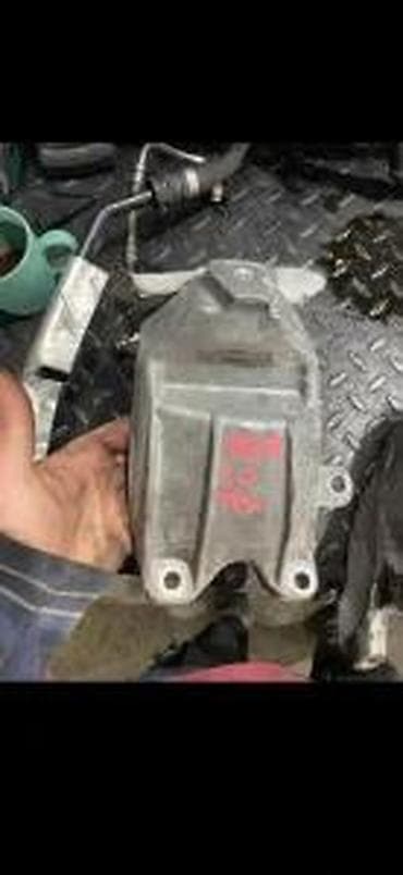 filter vazduha cena: AUDI Q5 DELOVI NOSAC STOPA MOTORA 8K0199208HC | Audi delovi ZEMUN   — 1