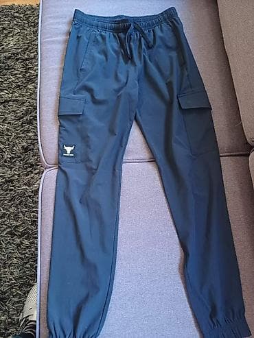 Under armour donji deo trenerke vel L