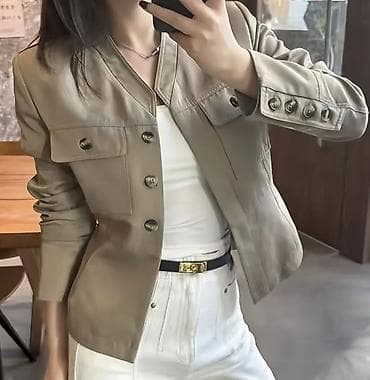 Bež jakna- blejzera,NOVA!