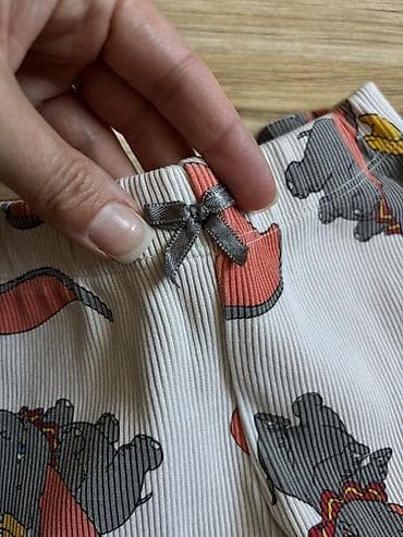 pidzamice za bebe: ZARA dečje helanke sa printom slonića Dumbo - Brend: ZARA - Veličina — 3