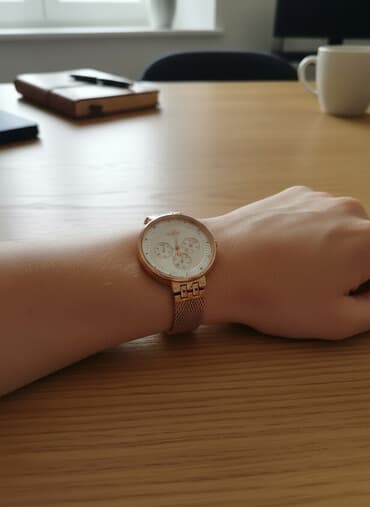 sat fosil: Klasični sat, Ženski — 1