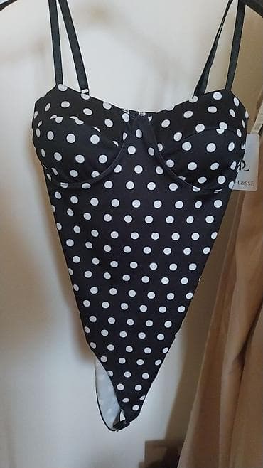 Bodi majica sa korpama- Univerzalan za XS,S,i slabiji M - Model na lalafo.rs Bodi majica sa korpama- Univerzalan za XS,S,i slabiji M - Model