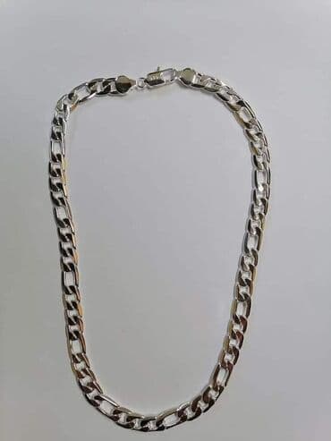 pandora lancic: Debljina 10mm
Duzine:50,60 i 65cm
Cena:1700din — 1