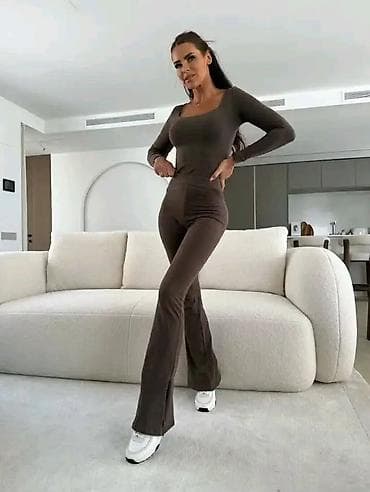 Dvoslojni ženski komplet – uska majica dugih rukava + pantalone